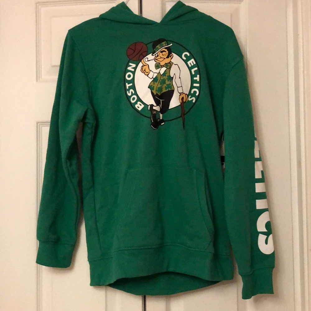 NWT Celtics NBA Sweatshirt 14-16/L Youth